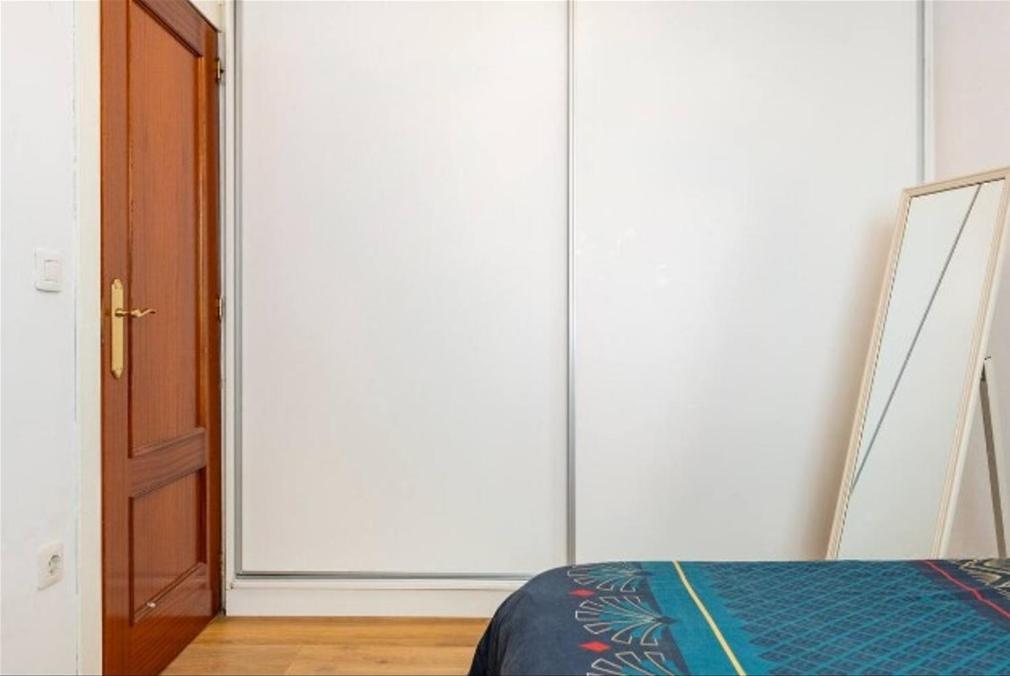 Acogedora Habitacion En Apartamento Compartido Amplio Y Centrico Granada Exterior foto