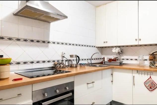 Acogedora Habitacion En Apartamento Compartido Amplio Y Centrico Granada Exterior foto